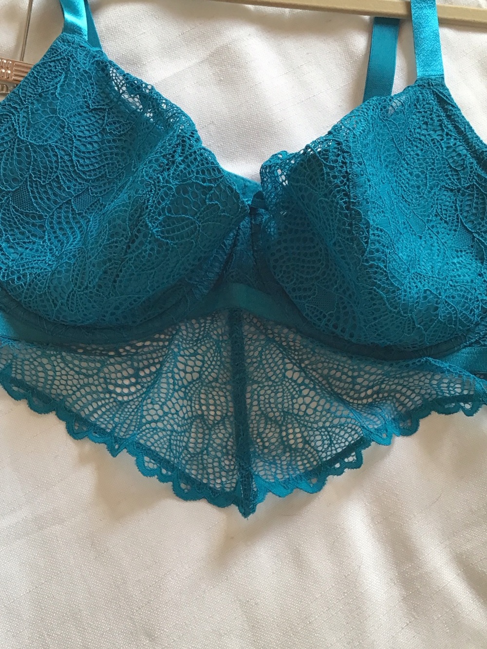 Cacique Women’s Teal Lace Longline Bra - Women Intimates size 38 F - Picture 6 of 9